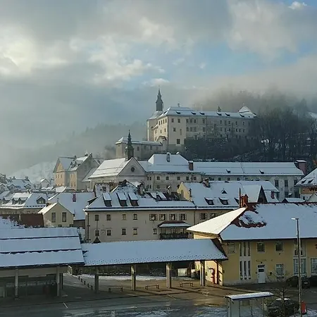 Appartement Valentin: Studio With Evening Sun In The City Center